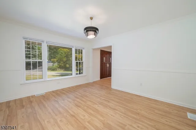 $4,300 | 20 Whitewood Drive, Morris Plains, NJ 07950