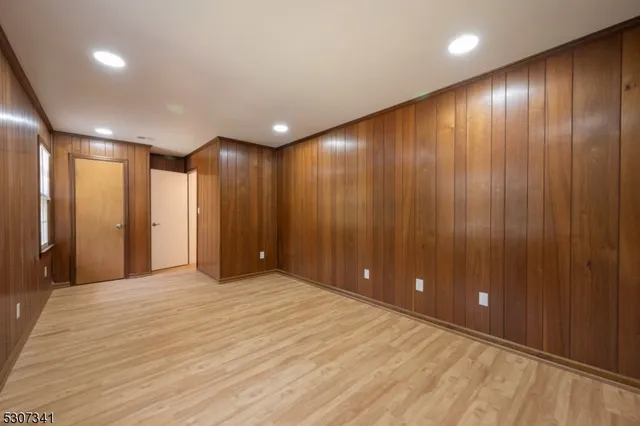 $4,300 | 20 Whitewood Drive, Morris Plains, NJ 07950