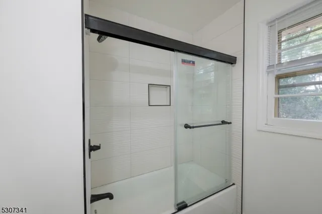 $4,300 | 20 Whitewood Drive, Morris Plains, NJ 07950