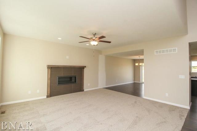 400 Bob White Way Normal, IL 61761 - Photo 4 of 30