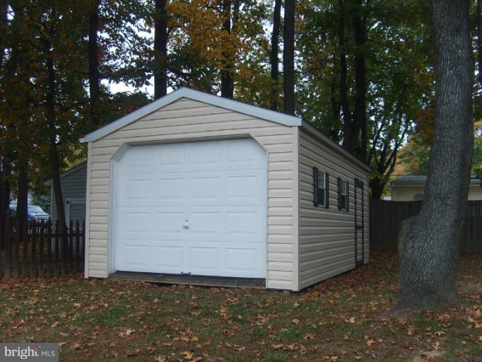 2402 Maple Road Baltimore, MD 21219 - Photo 21 of 30 nice, big shed