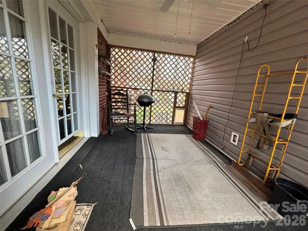 $314,900 | 503 9th Avenue Southwest, Conover, NC 28613