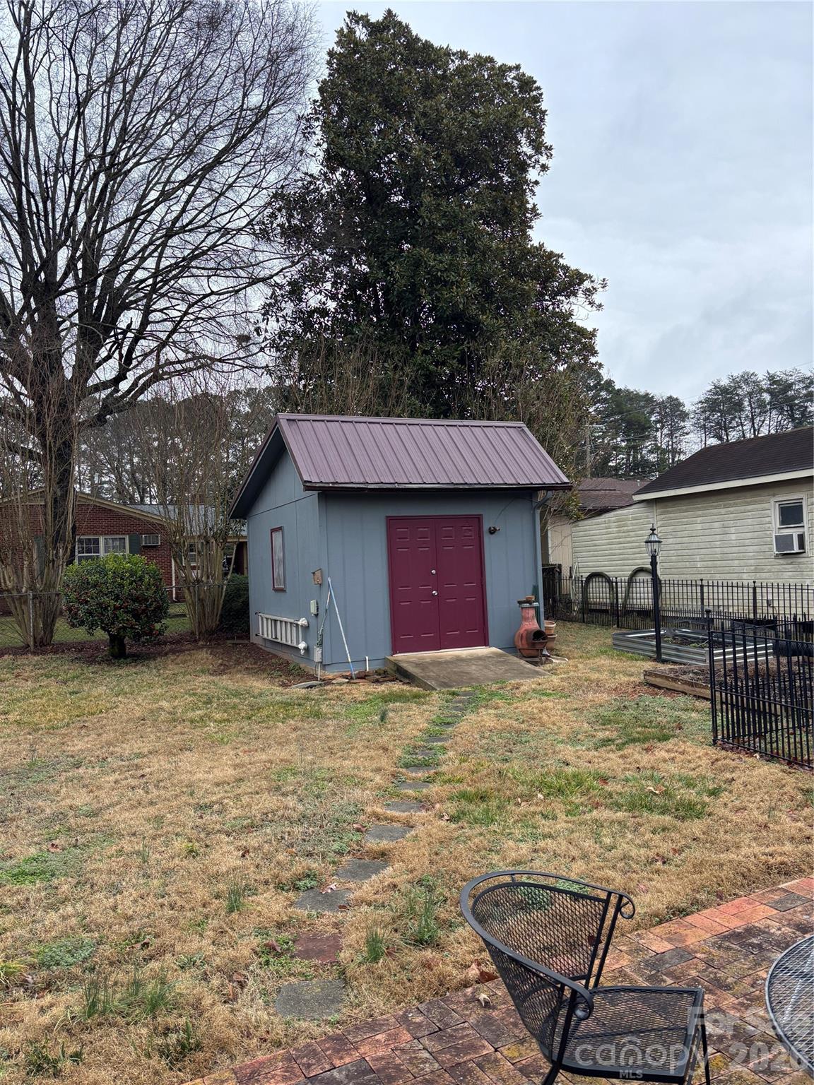 503 9th Avenue Southwest Conover, NC 28613 - Photo 3 of 25