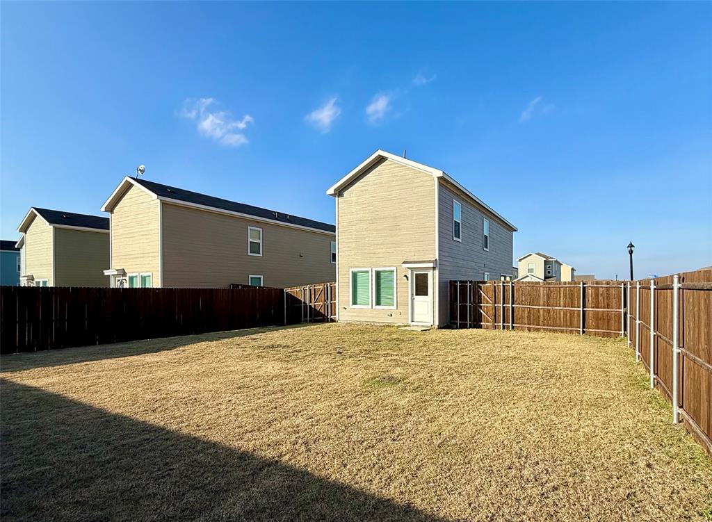 201 Boxberry Way Princeton, TX 75407 - Photo 21 of 24 a view of a house with a outdoor space