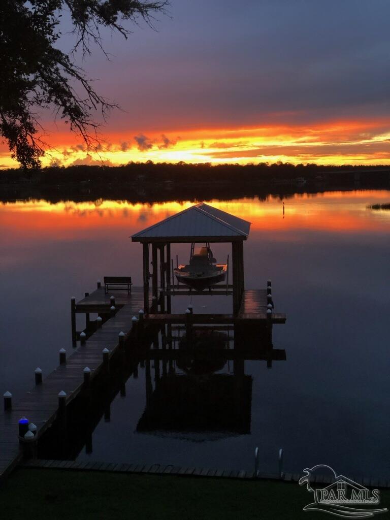 7677 Petersen Point Road Milton, FL 32583 - Photo 49 of 50 Gallery Image 49