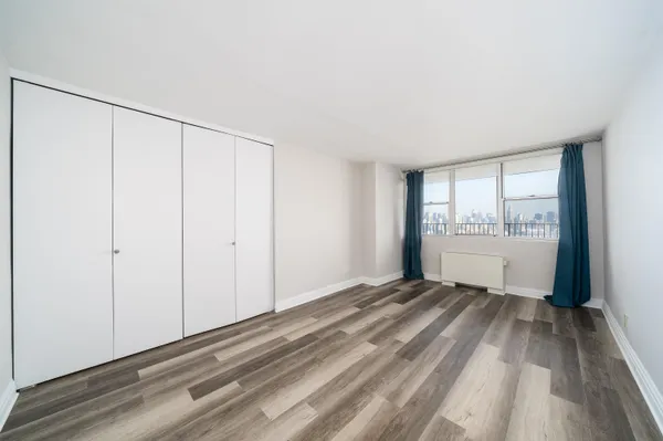 $3,700 | 6040 Boulevard East, Unit PH 34C, West New York, NJ 07093