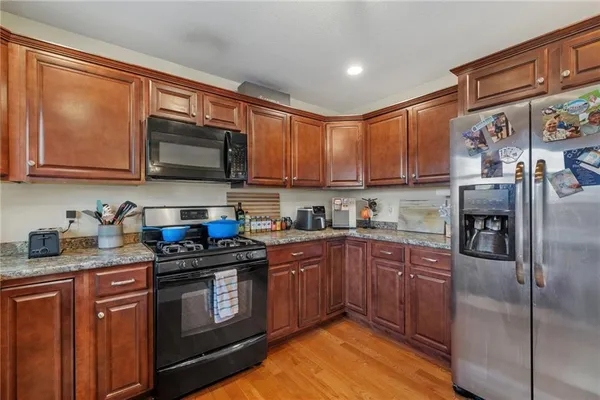 $284,900 | 372 Cherokee Drive, Beaver Falls, PA 15010
