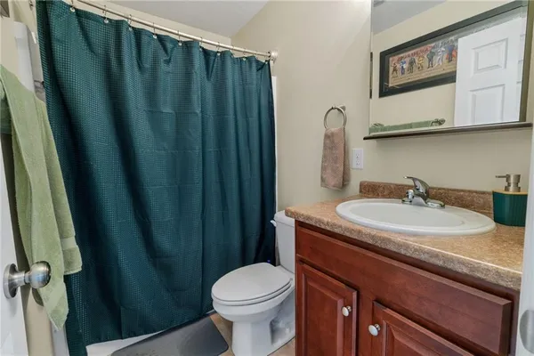 $284,900 | 372 Cherokee Drive, Beaver Falls, PA 15010