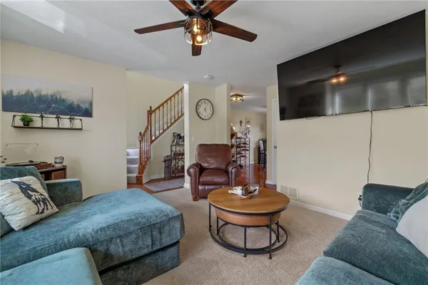 $284,900 | 372 Cherokee Drive, Beaver Falls, PA 15010