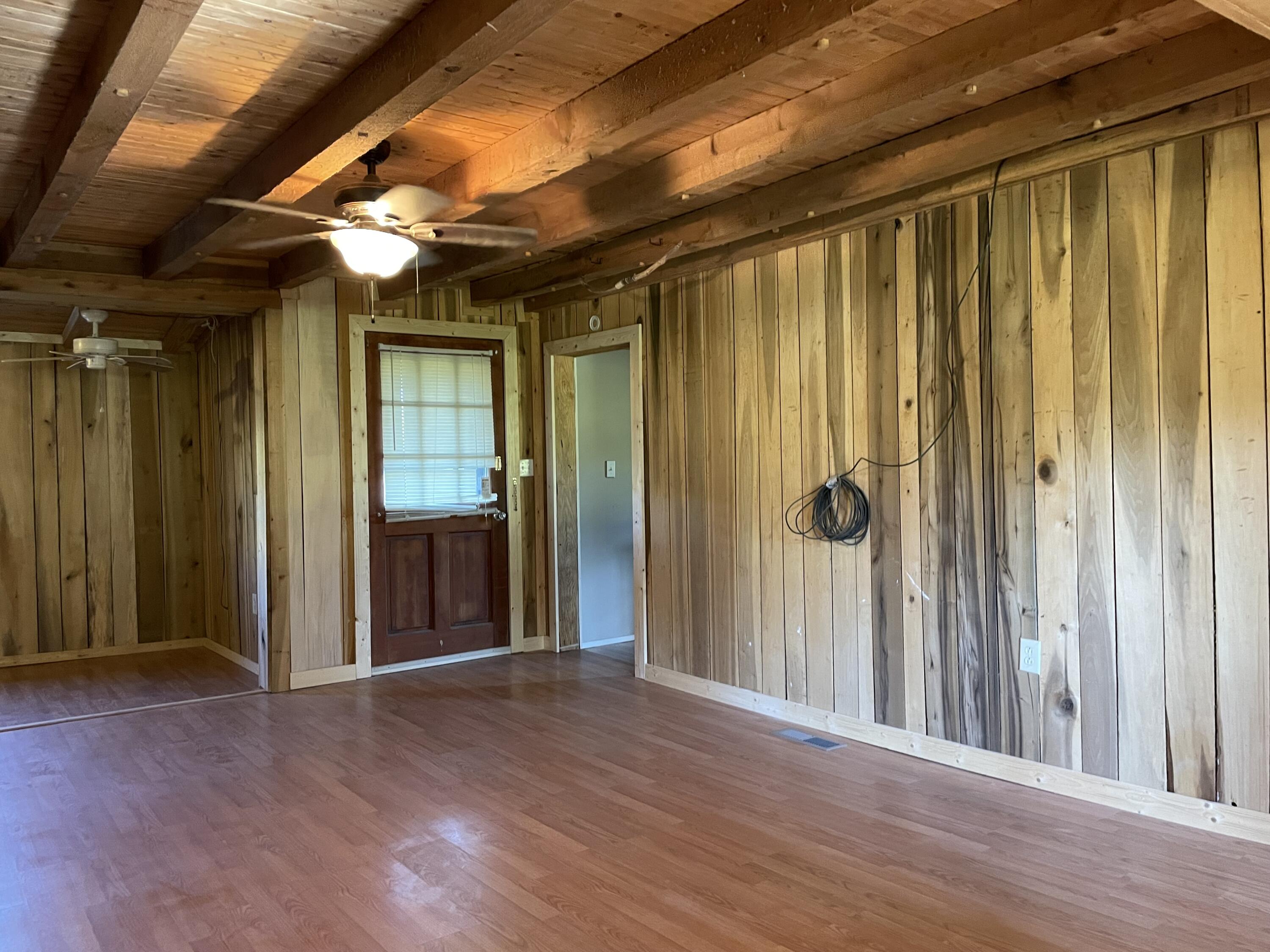 337 Boones Hollow Road Speedwell, TN 37870 - Photo 20 of 25 IMG_2533