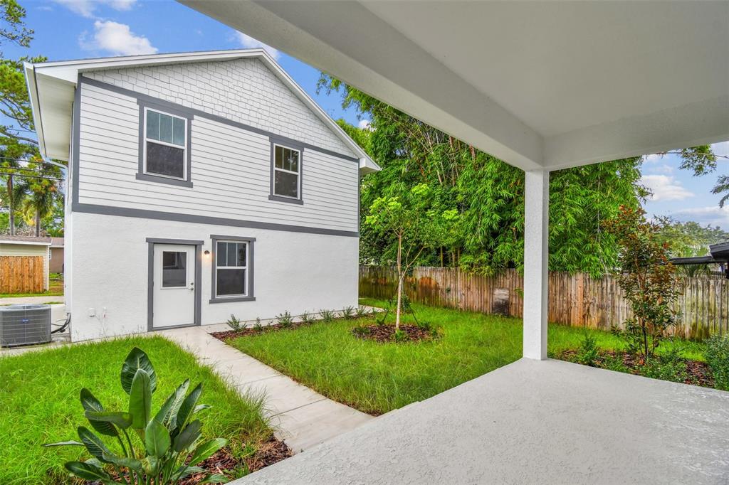 759 48th Avenue North St. Petersburg, FL 33703 - Photo 2 of 44