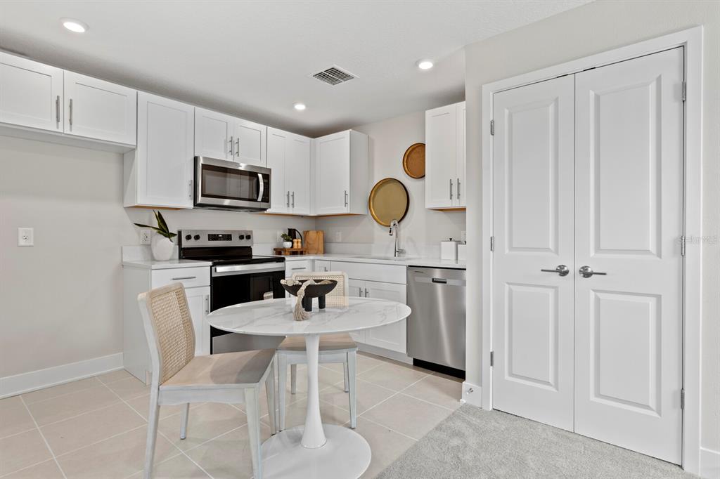 759 48th Avenue North St. Petersburg, FL 33703 - Photo 42 of 44