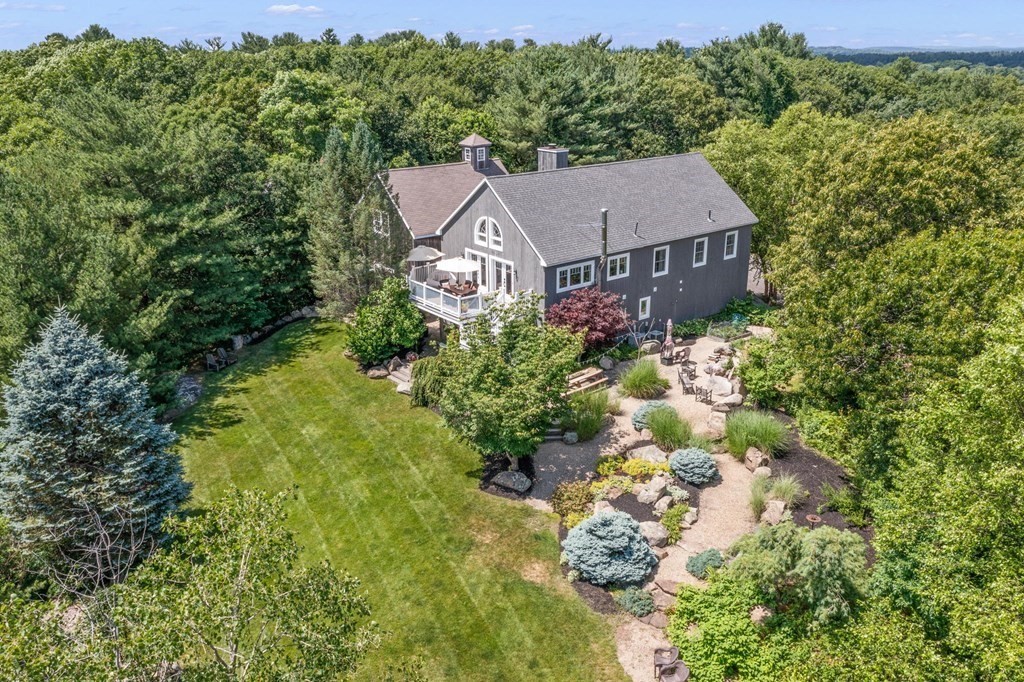 49 Lynnbrook Road Lynnfield, MA 01940 - Photo 1 of 35 Gallery Image 1