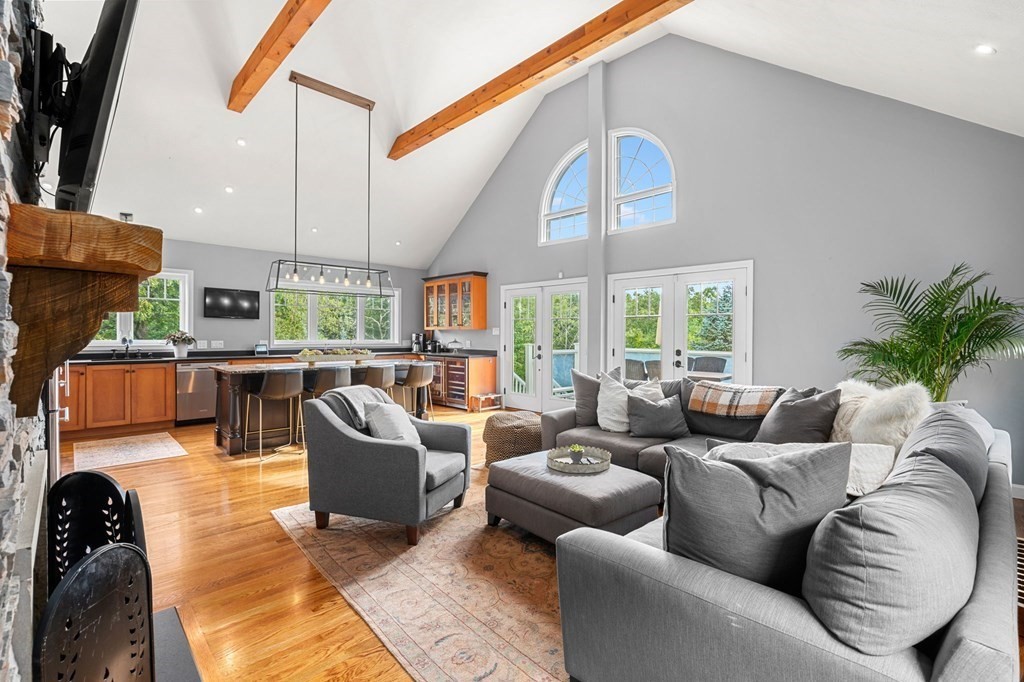 49 Lynnbrook Road Lynnfield, MA 01940 - Photo 13 of 35 Gallery Image 13