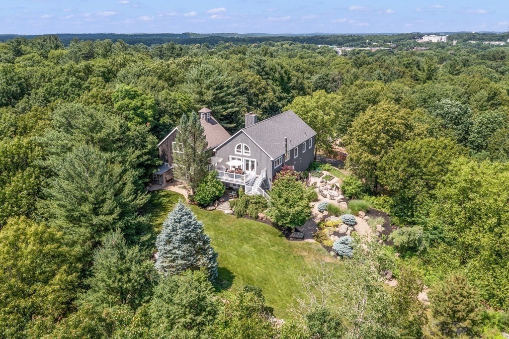 49 Lynnbrook Road Lynnfield, MA 01940 - Photo 31 of 35 Gallery Image 31