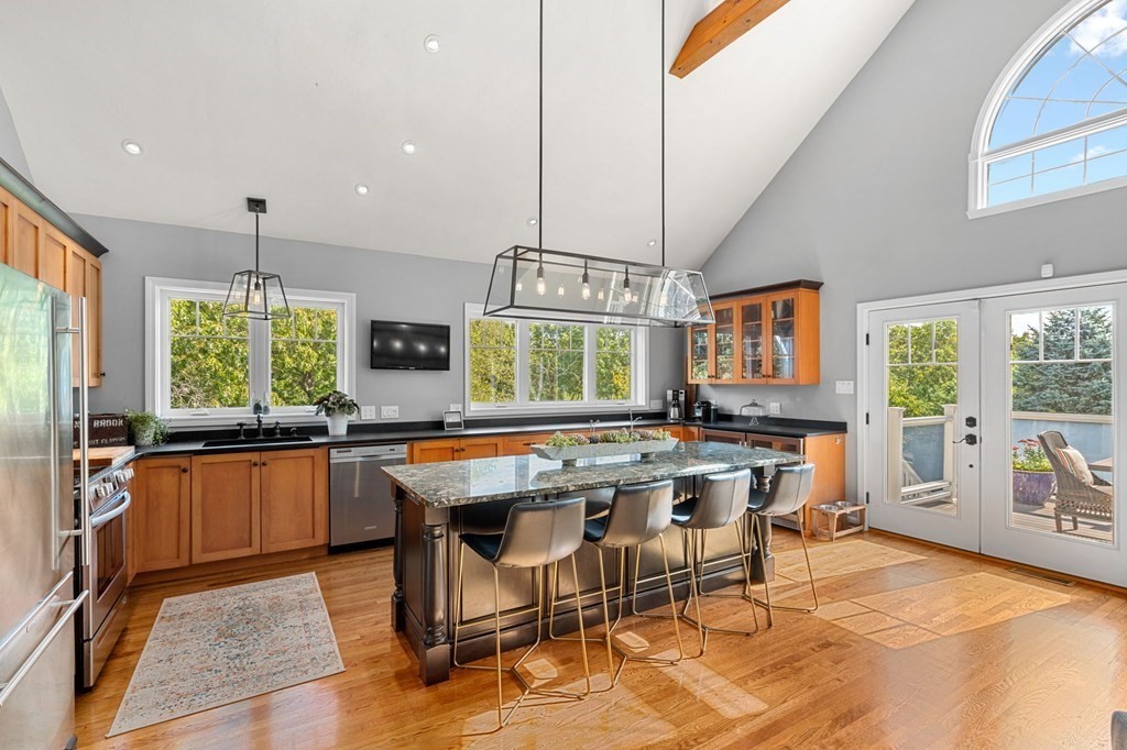 49 Lynnbrook Road Lynnfield, MA 01940 - Photo 7 of 35 Gallery Image 7