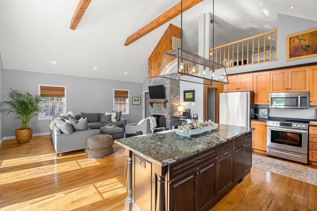 49 Lynnbrook Road Lynnfield, MA 01940 - Photo 10 of 35 Gallery Image 10