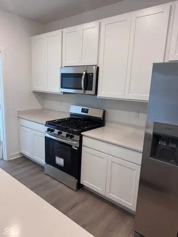 $2,375 | 15222 Swallow Fls Way, Fishers, IN 46037