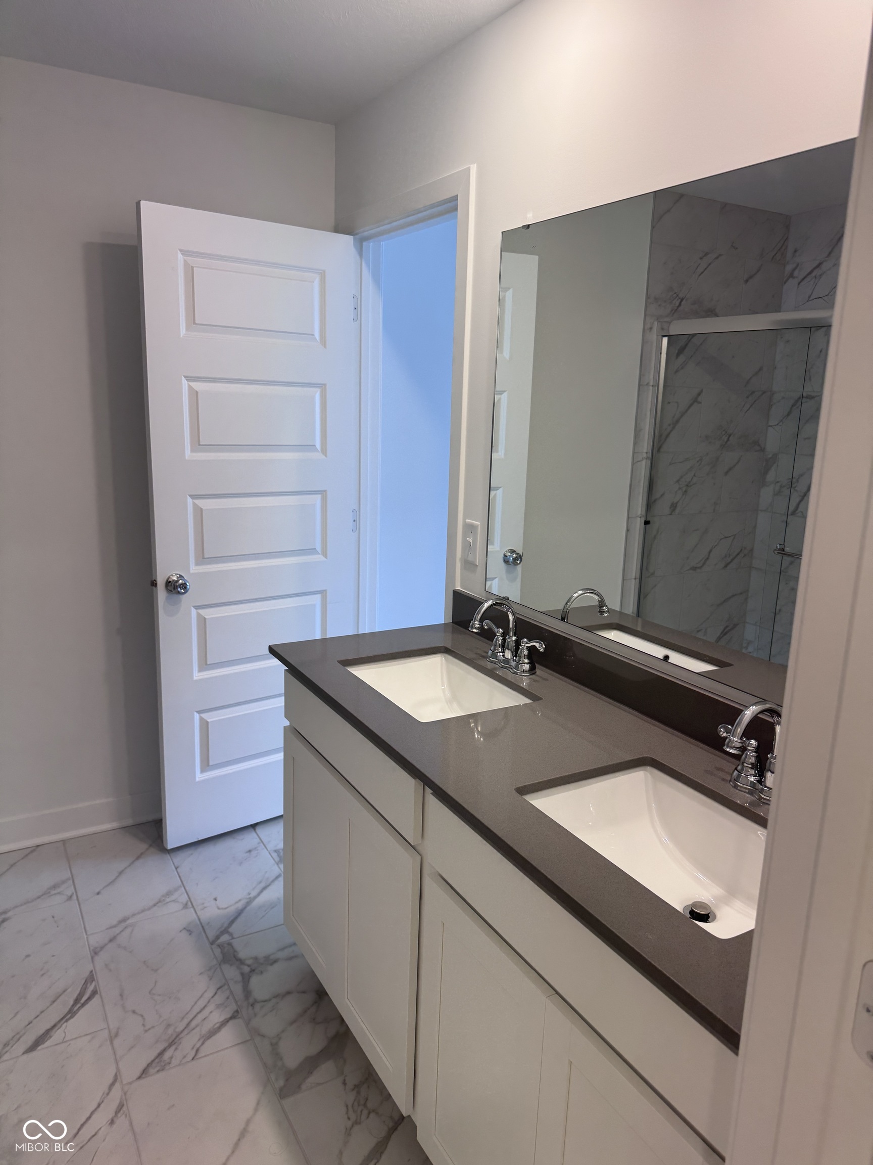 15222 Swallow Fls Way Fishers, IN 46037 - Photo 5 of 14