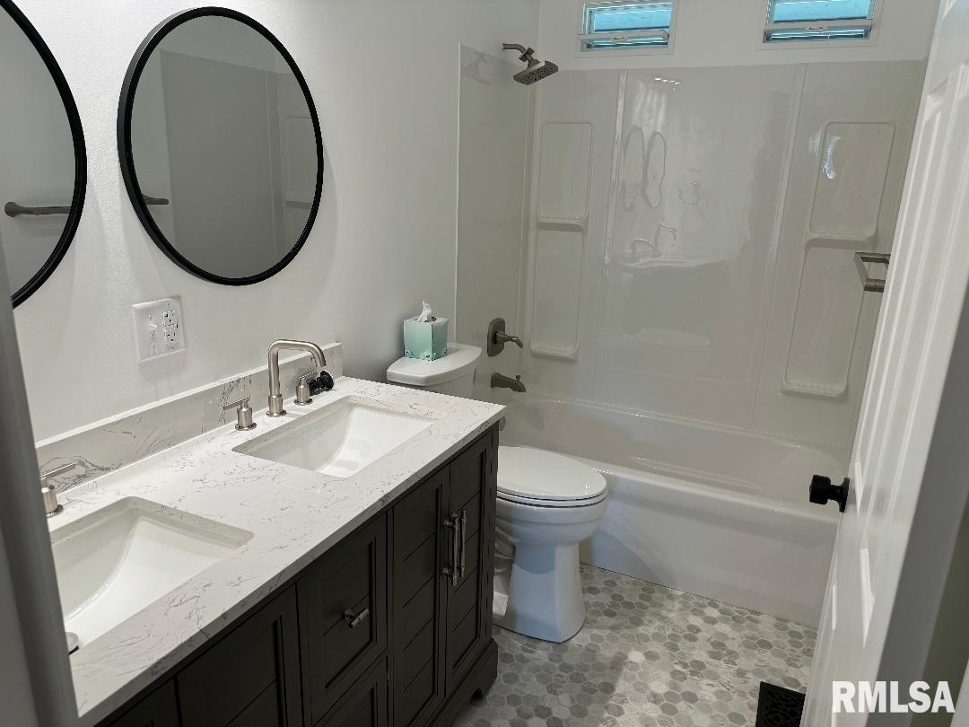 5122 North Ronald Road Peoria, IL 61614 - Photo 17 of 25 Gallery Image 17