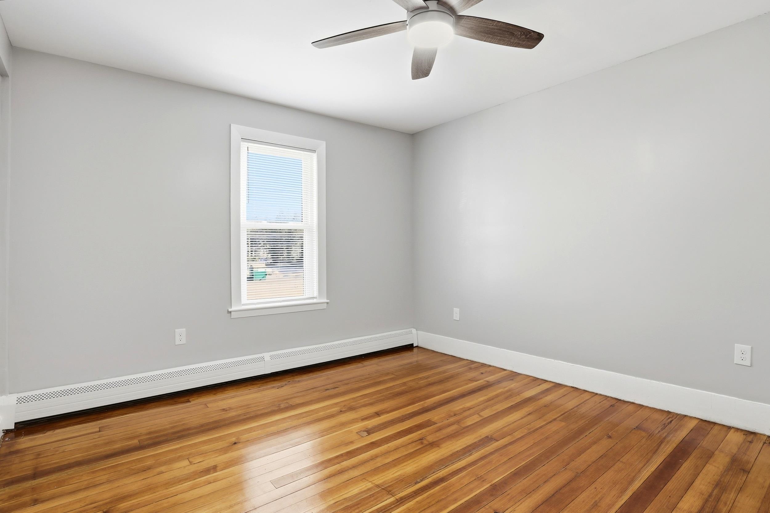 117 Webster Street Manchester, NH 03104 - Photo 20 of 33