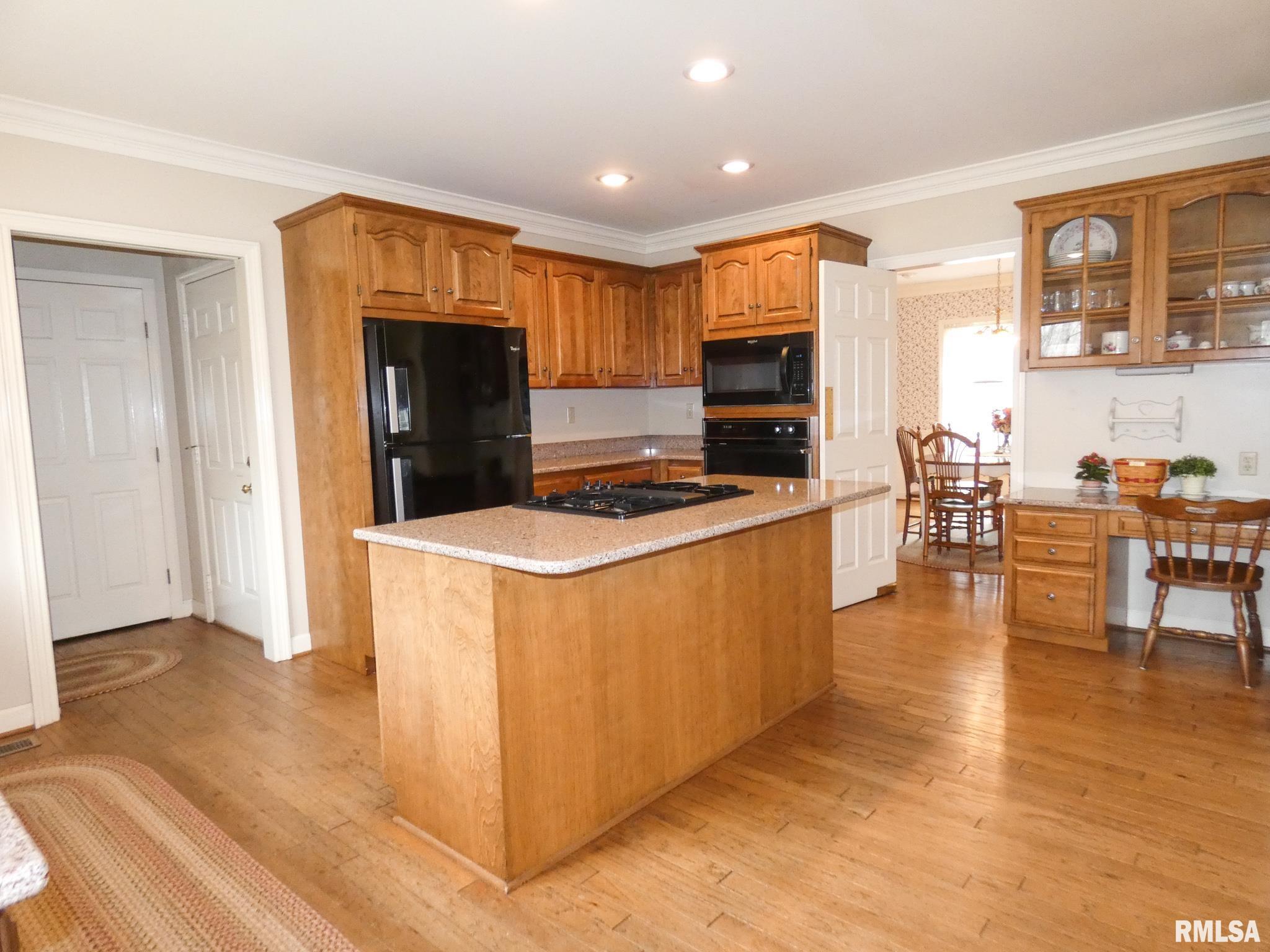 225 West Windflower Way Dunlap, IL 61525 - Photo 14 of 38