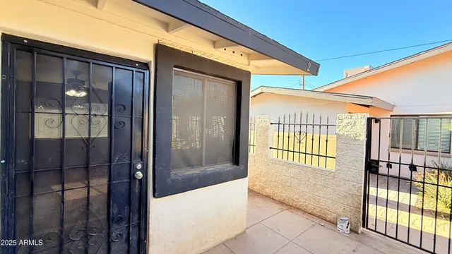 $1,199 | 4109 East Moreland Street, Unit 2, Phoenix, AZ 85008