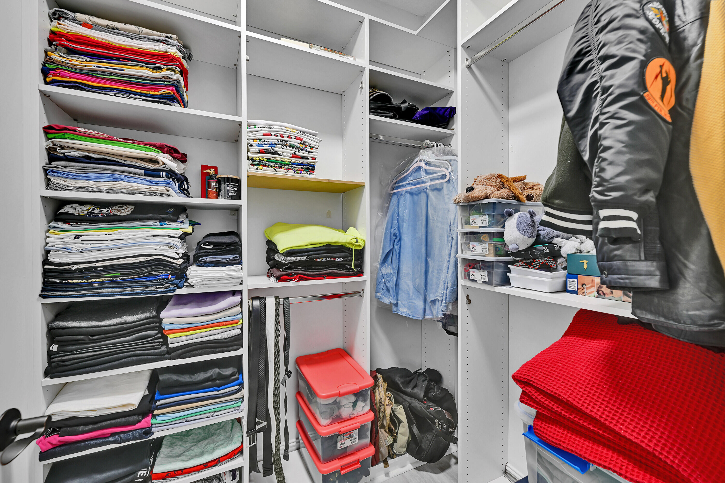 8652 Lewis River Road Delray Beach, FL 33446 - Photo 83 of 85 a utility room with dryer and washer