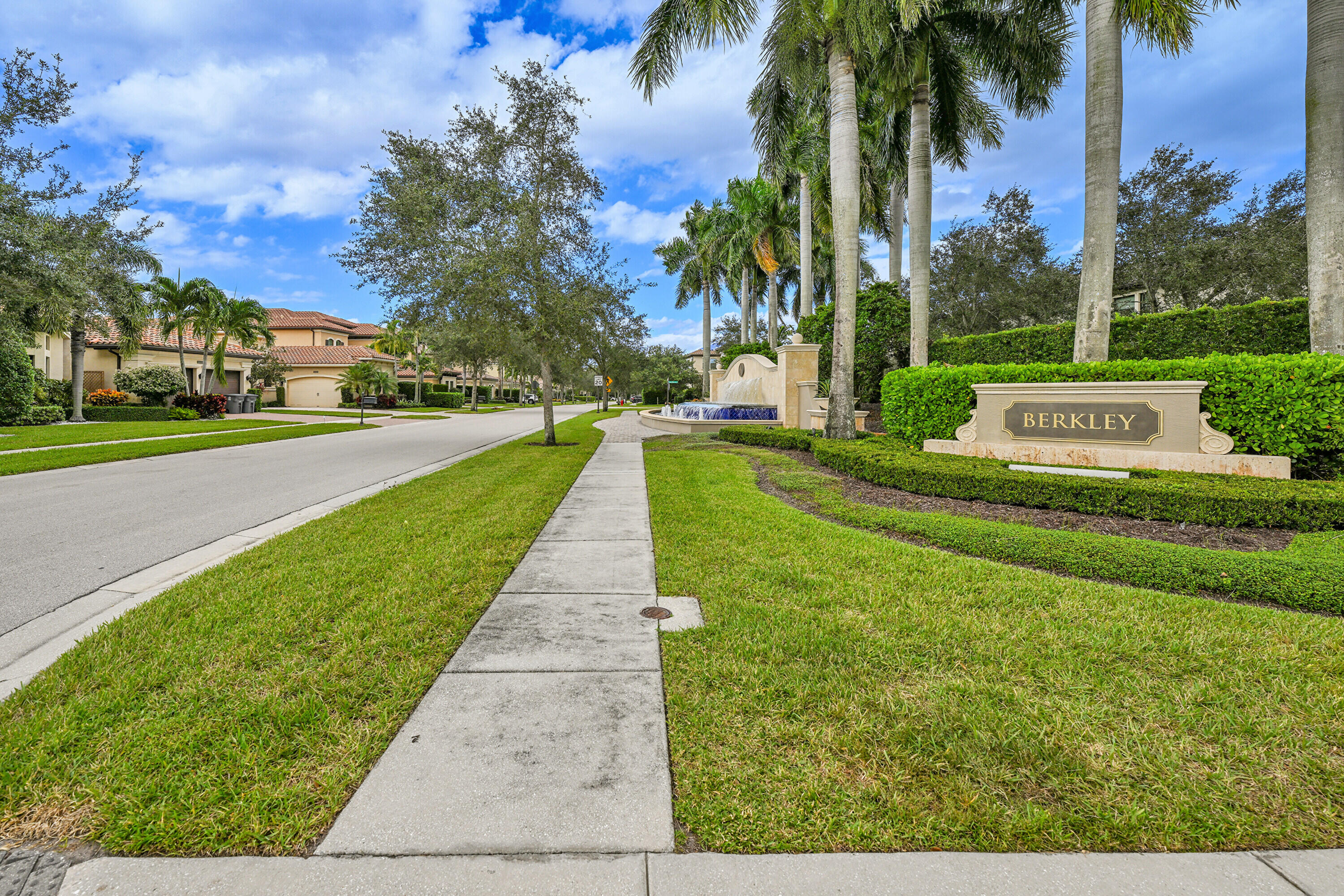 8652 Lewis River Road Delray Beach, FL 33446 - Photo 85 of 85 a view of a park with a large tree