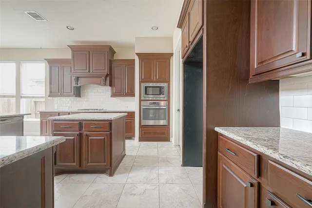 $549,000 | 4522 Marilee Chris Court, Sugar Land, TX 77479