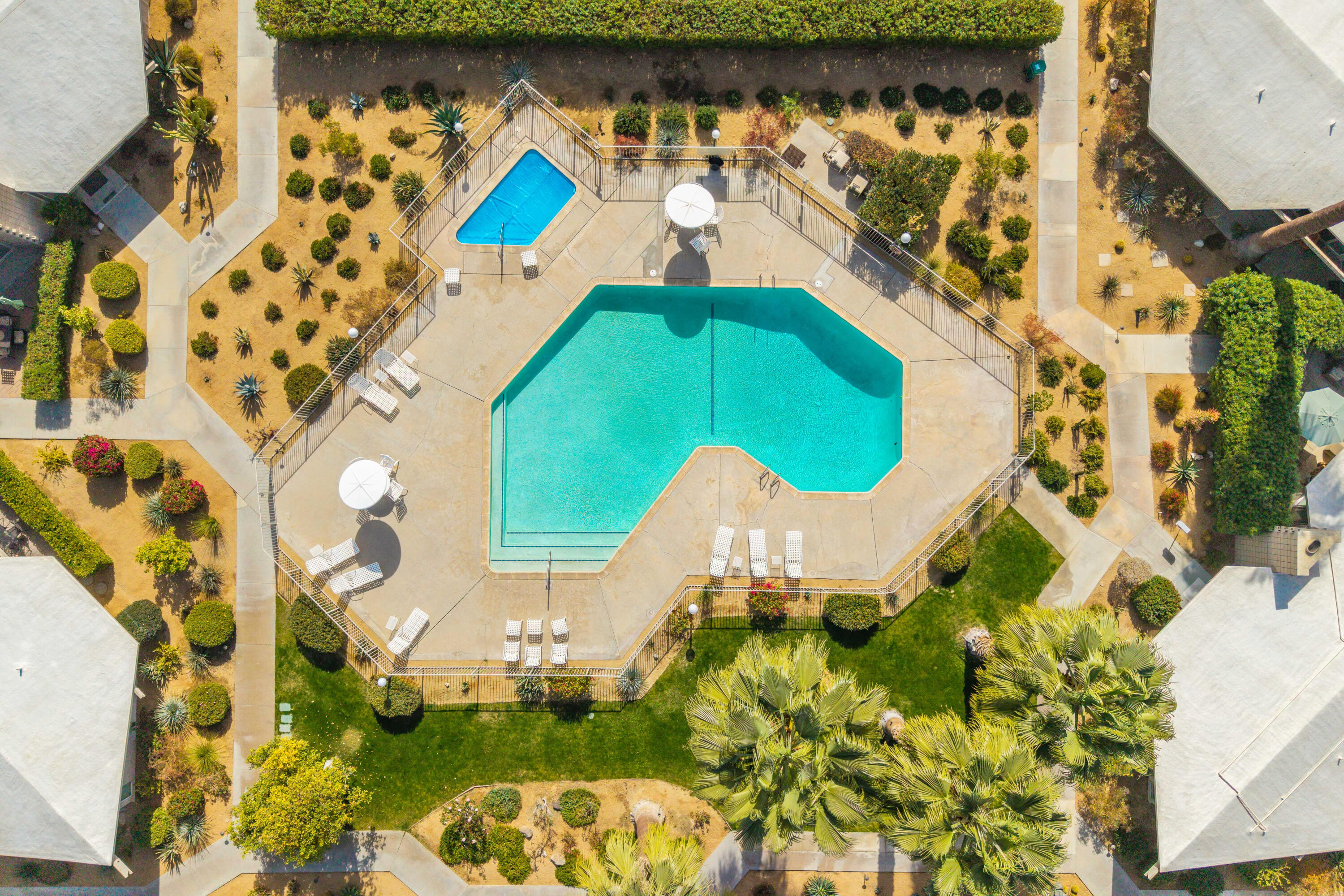 37800 Da Vall Drive, Unit 1 Rancho Mirage, CA 92270 - Photo 33 of 36 an aerial view of a house