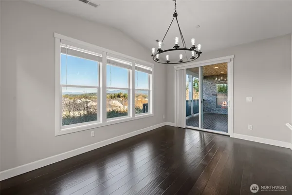 $1,163,000 | 20219 146th Street East, Bonney Lake, WA 98391