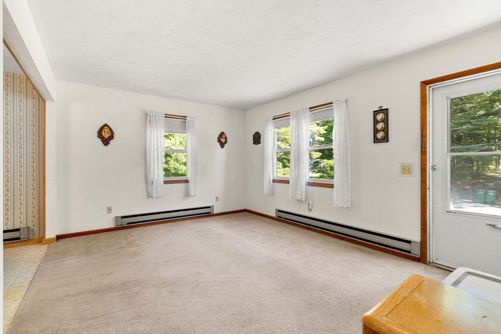97 Fitch Road Lancaster, MA 01523 - Photo 15 of 42
