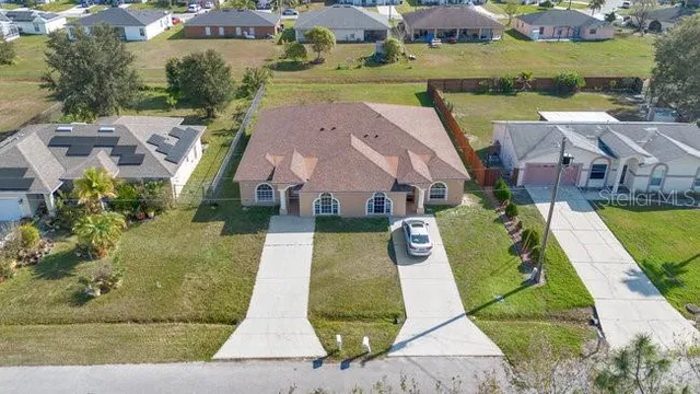 $530,000 | 754 Camel Court, Kissimmee, FL 34759