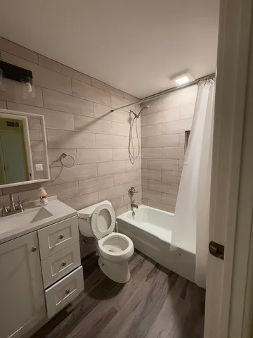 $1,800 | 7333 Grand Avenue, Unit 203, Downers Grove, IL 60516