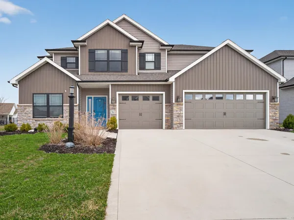 $425,000 | 962 Casting Road, Huntertown, IN 46748