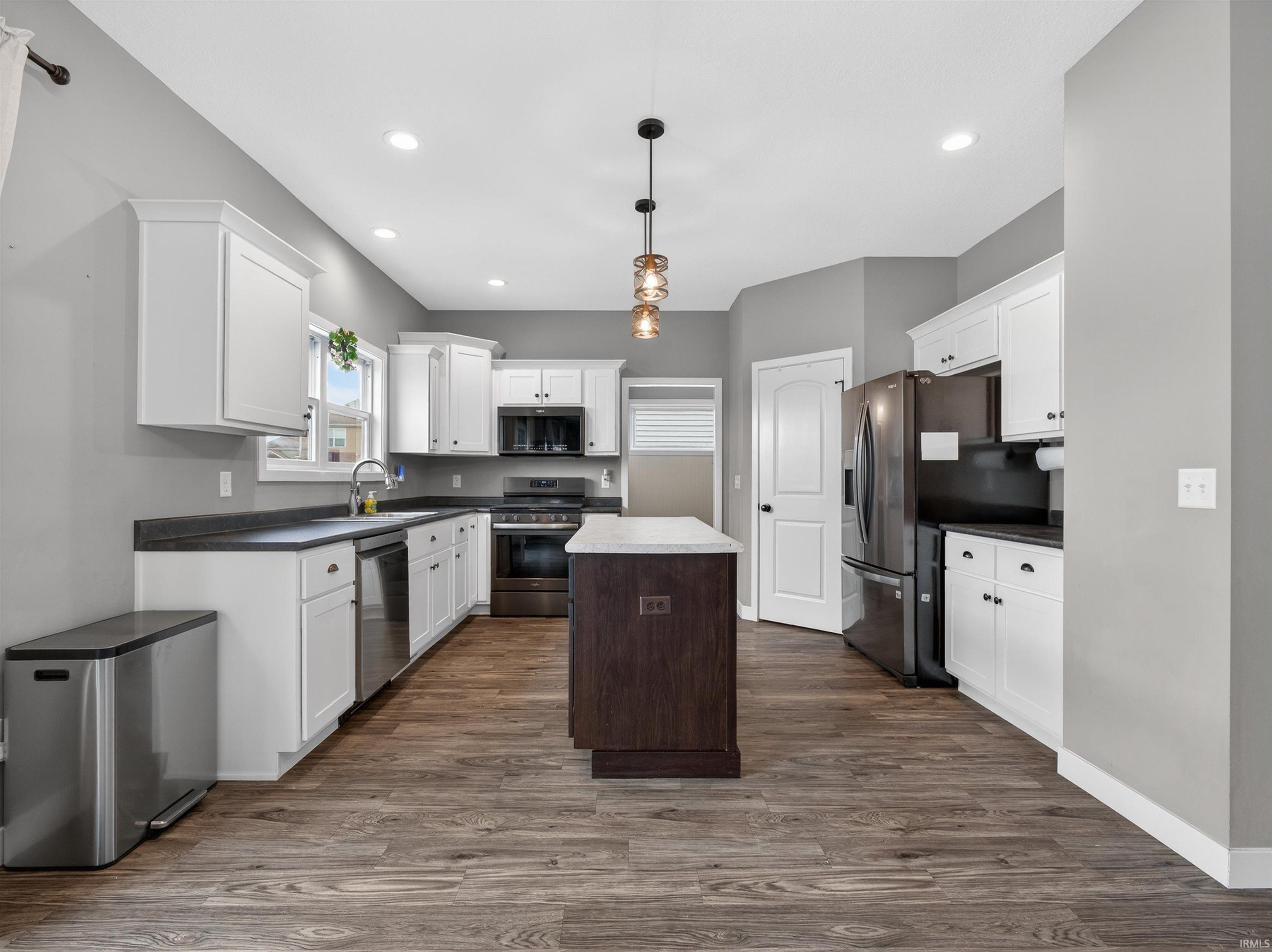 962 Casting Road Huntertown, IN 46748 - Photo 12 of 36