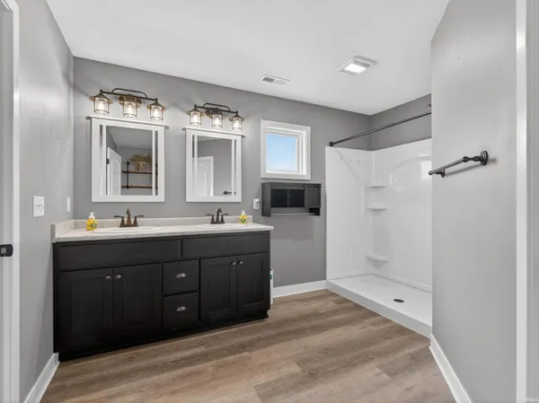 $425,000 | 962 Casting Road, Huntertown, IN 46748