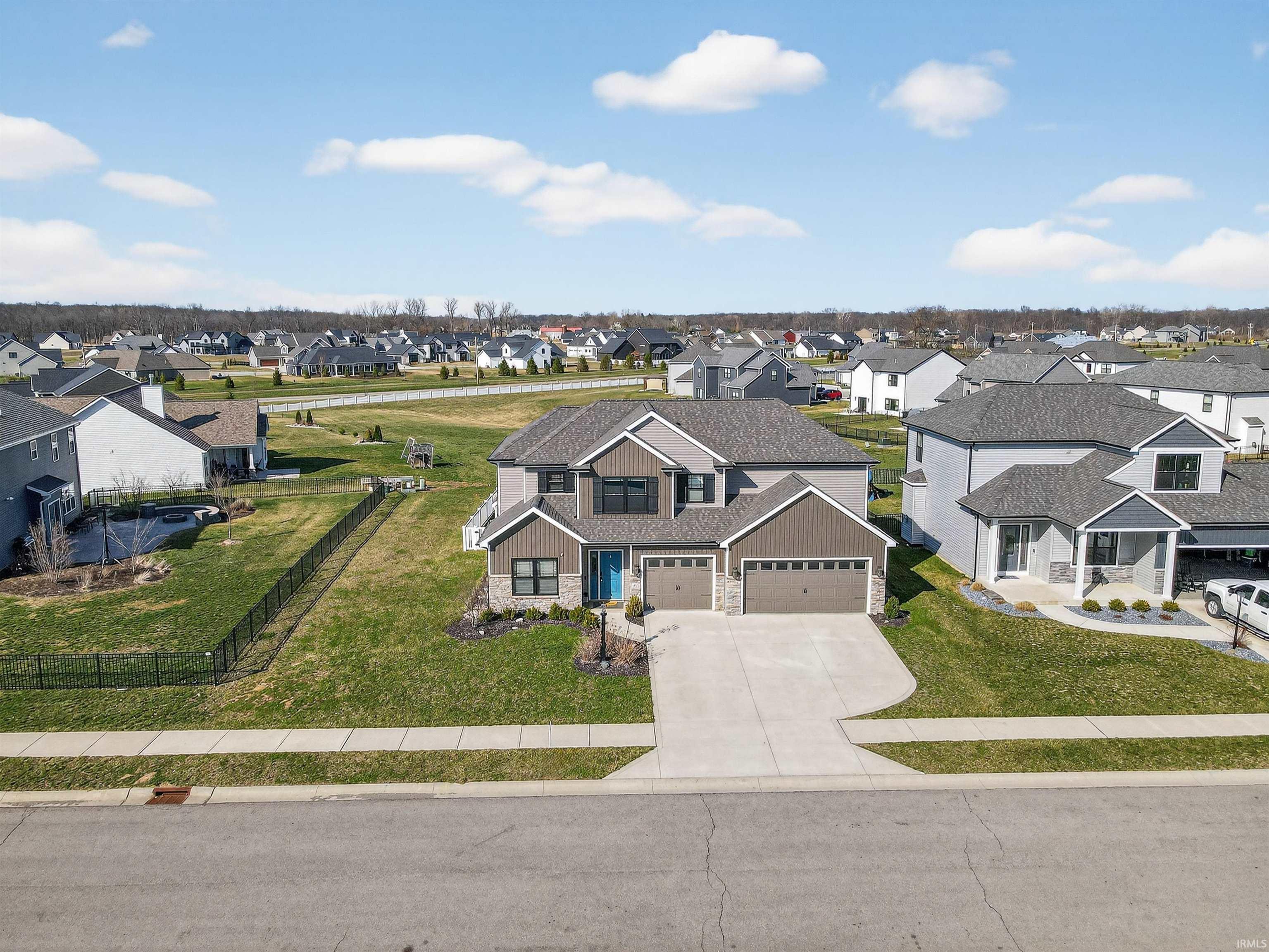 962 Casting Road Huntertown, IN 46748 - Photo 4 of 36