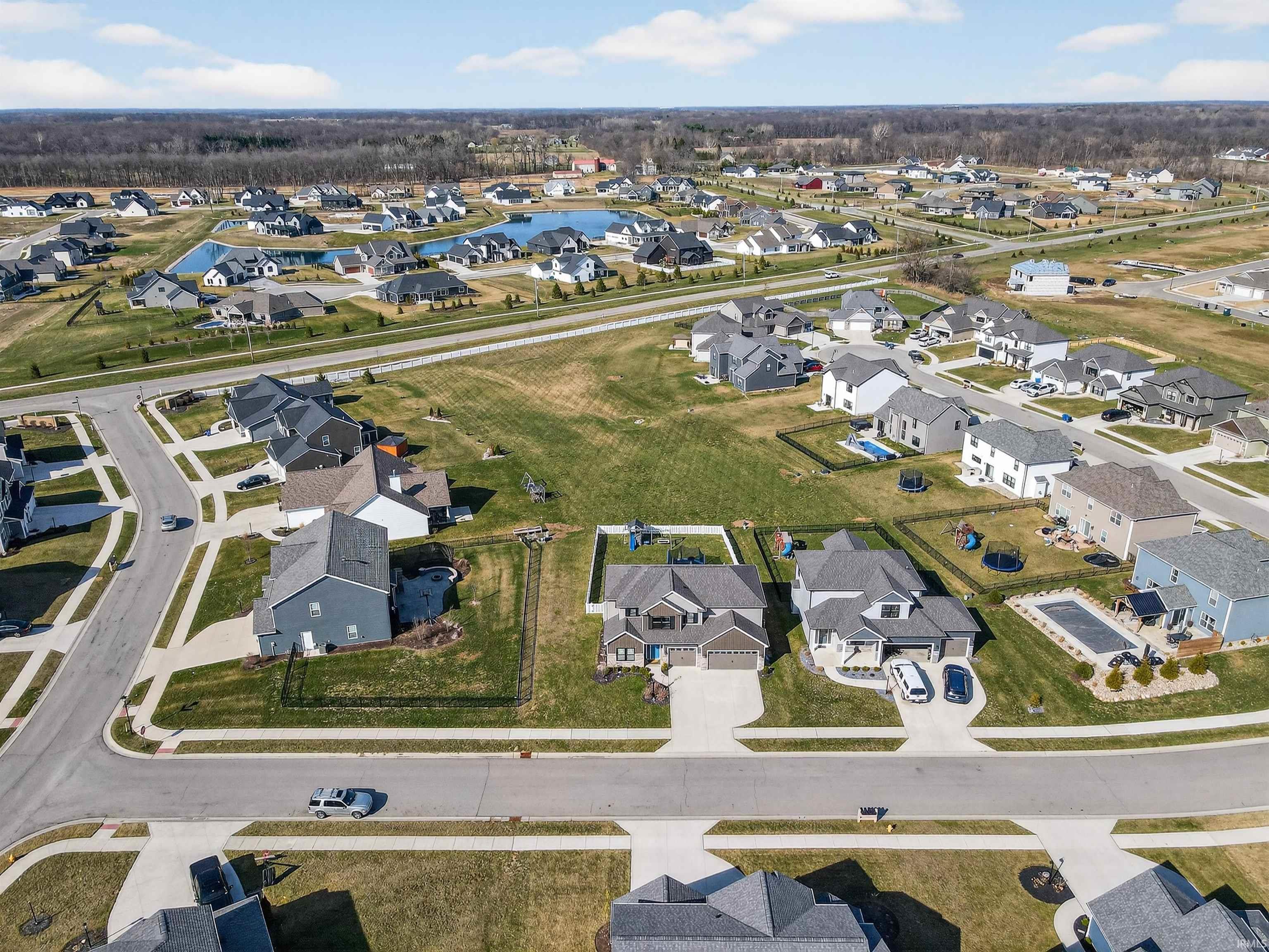 962 Casting Road Huntertown, IN 46748 - Photo 5 of 36