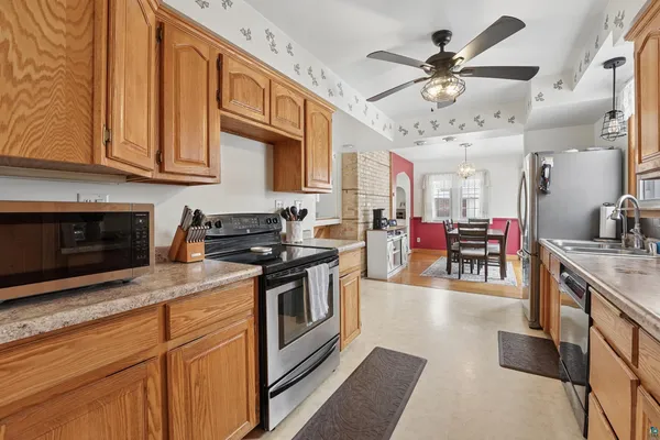 $289,900 | 315 Avenue D, Cloquet, MN 55720