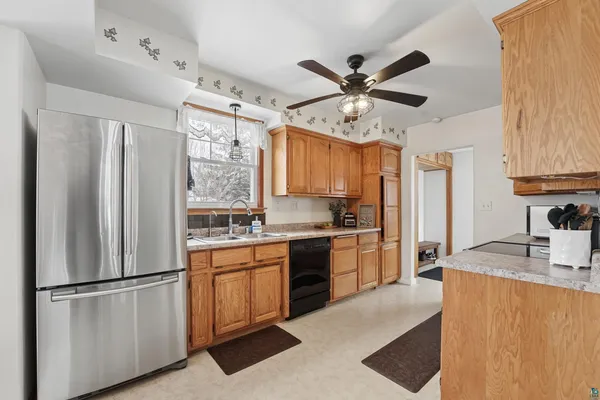 $289,900 | 315 Avenue D, Cloquet, MN 55720