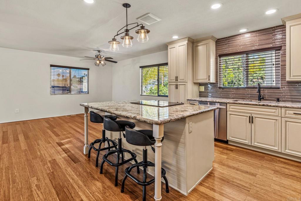 1011 Capistrano Avenue Spring Valley, CA 91977 - Photo 5 of 29
