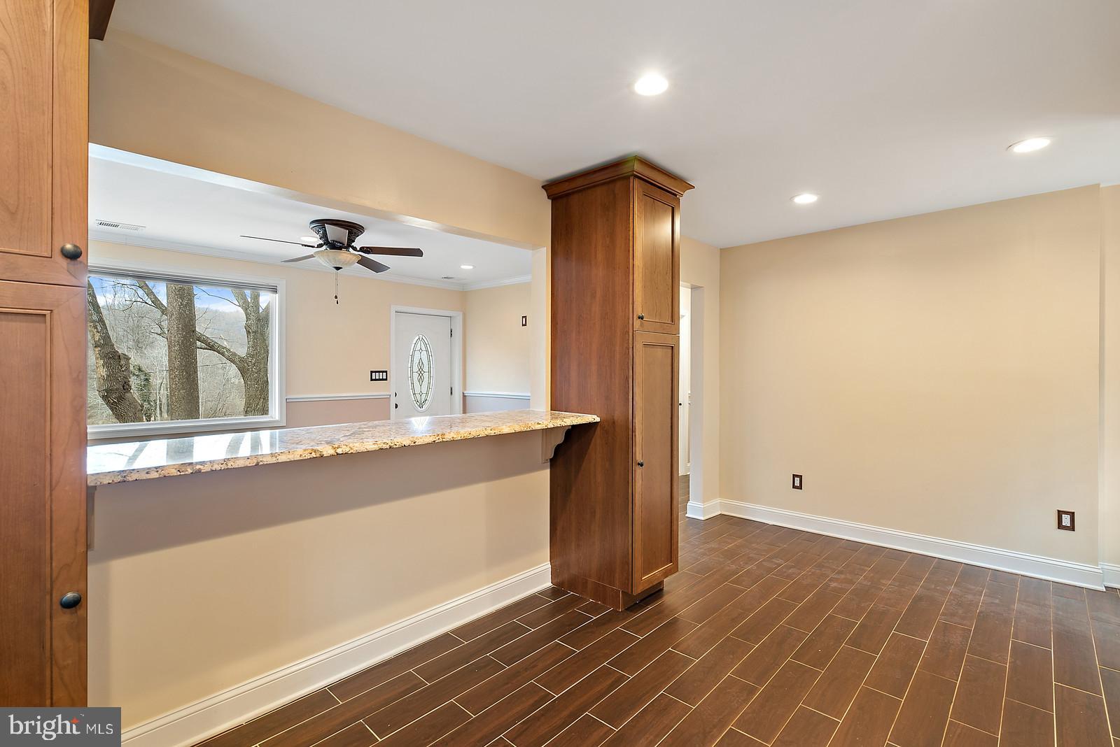 3311 Fiery Run Road Linden, VA 22642 - Photo 12 of 22 Bar/Pass through to Family Room