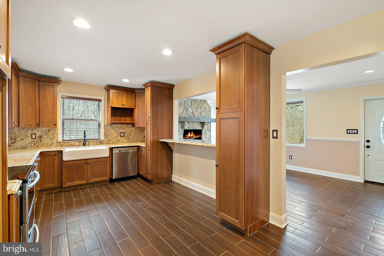 3311 Fiery Run Road Linden, VA 22642 - Photo 10 of 22 Custom Cabinets and Granite