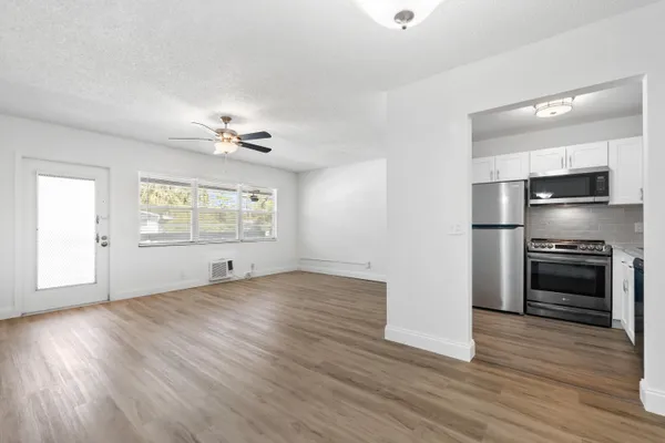 $84,999 | 142 Ventnor Drive, Unit I, Deerfield Beach, FL 33442