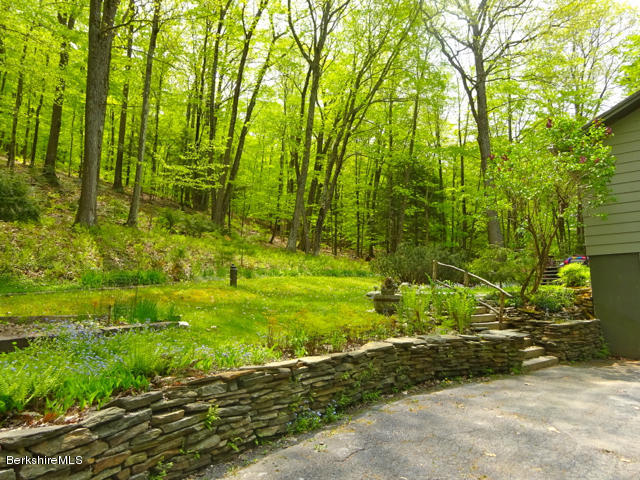 831 E Road Richmond, MA 01254 - Photo 7 of 19 DSC00615