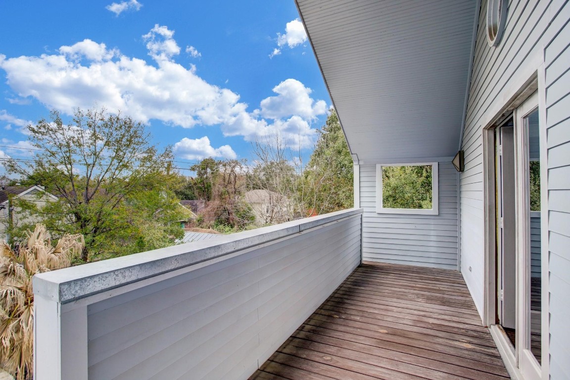 1417 Harold Street, Unit B Houston, TX 77006 - Photo 26 of 28 Enjoy the views from the 3rd floor balcony.