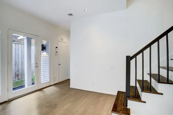 $4,900 | 1417 Harold Street, Unit B, Houston, TX 77006