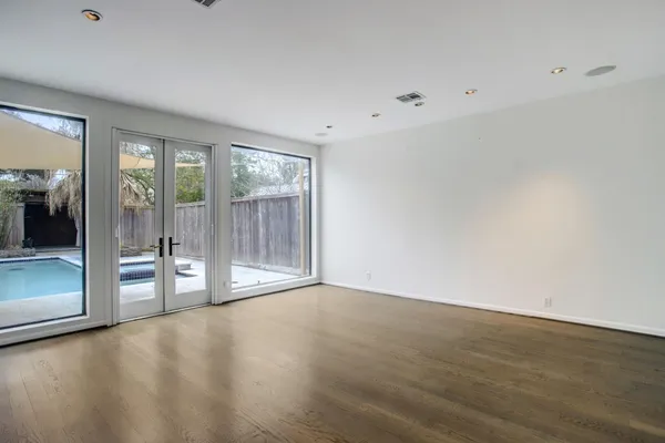 $4,900 | 1417 Harold Street, Unit B, Houston, TX 77006